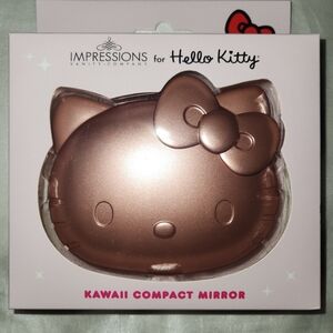 Hello Kitty mirror